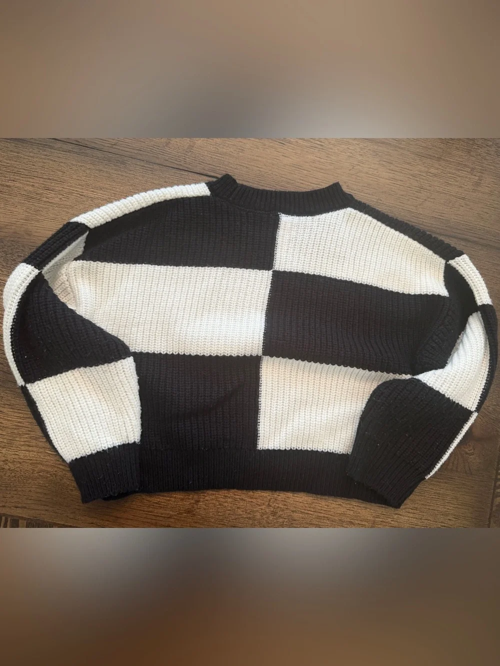 Justice Girls Size XS 5/6 Black White Chunky Stripe Sweater with Sequin Rainbow